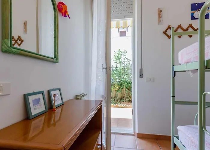 R28 - Trilocale Con Giardino A Due Passi Dal Mare *