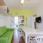 R28 - Trilocale Con Giardino A Due Passi Dal Mare *