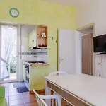 R28 - Trilocale Con Giardino A Due Passi Dal Mare * Marcelli