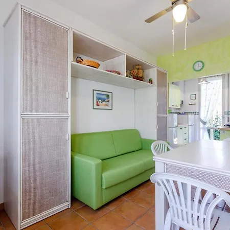 R28 - Trilocale Con Giardino A Due Passi Dal Mare * 马瑟利