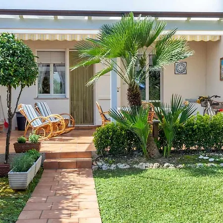 Apartment R28 - Trilocale Con Giardino A Due Passi Dal Mare